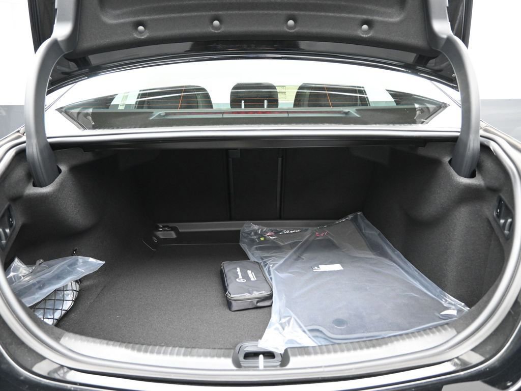 New 2025 Mercedes-Benz C 300 4MATIC Sedan image 25