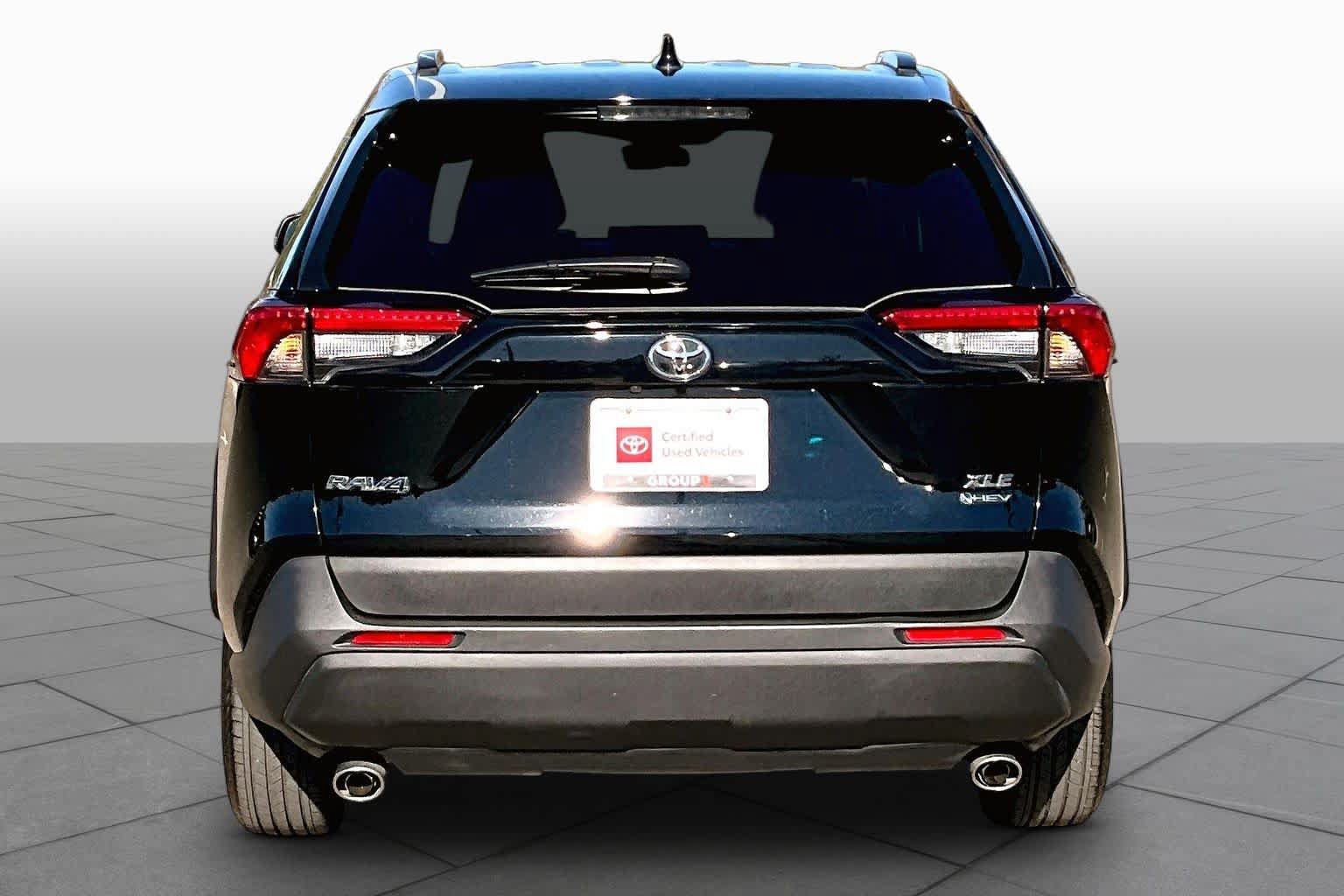 Certified 2025 Toyota RAV4 XLE AWD/4WD image 4