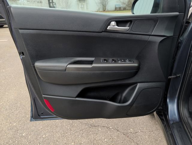 Used 2017 Kia Sportage LX image 16