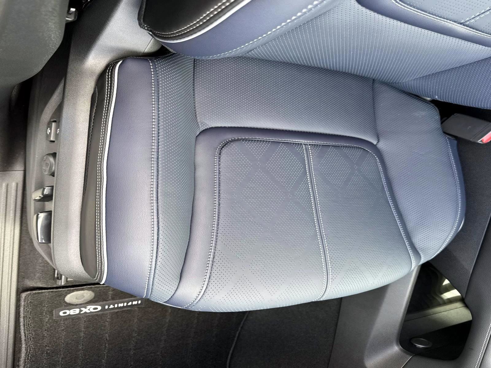 New 2026 INFINITI QX80 4WD w/ Sport Exterior Package image 13