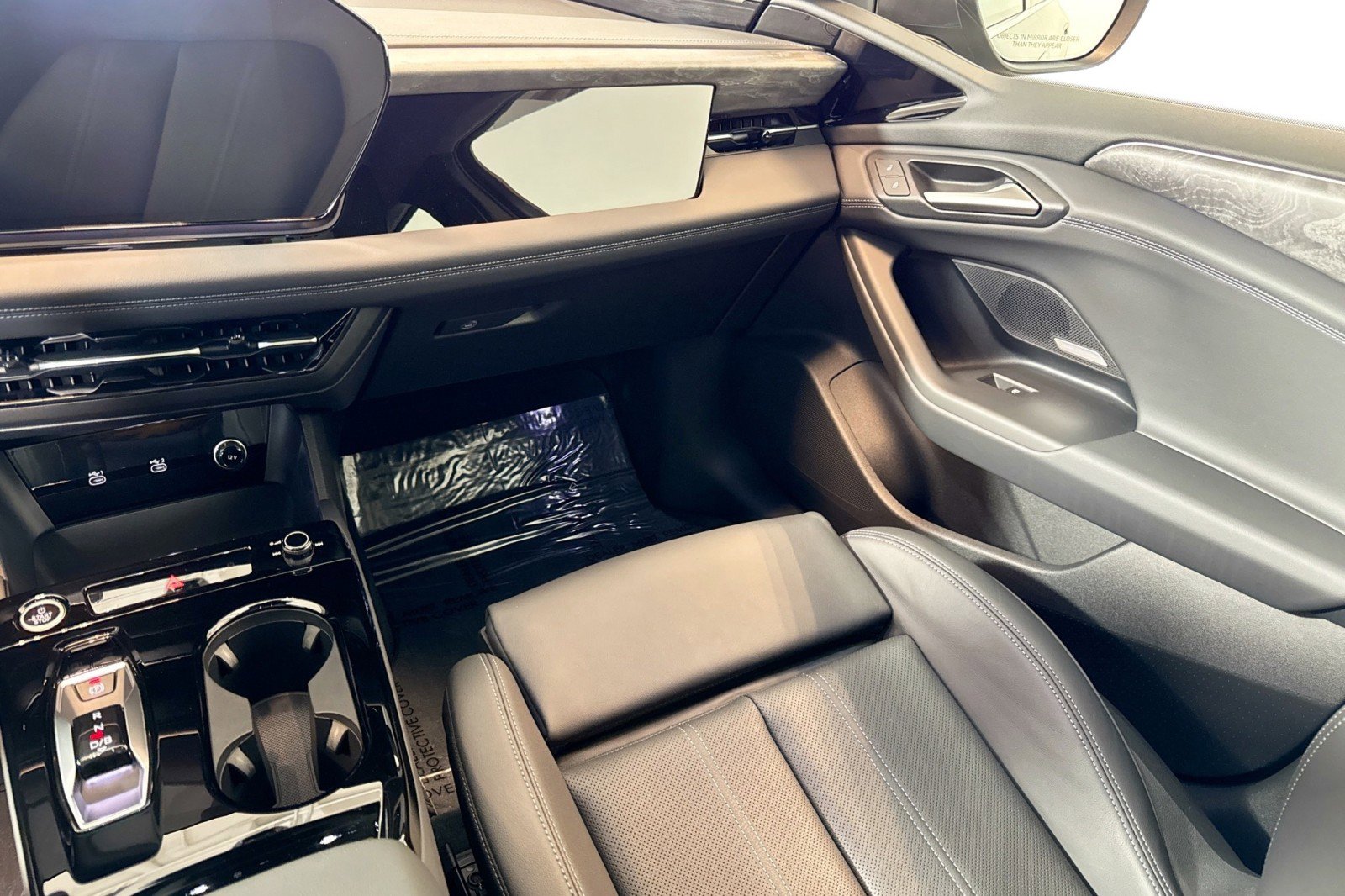 Used 2025 Audi A6 e-tron Premium Plus w/ Premium Plus image 21