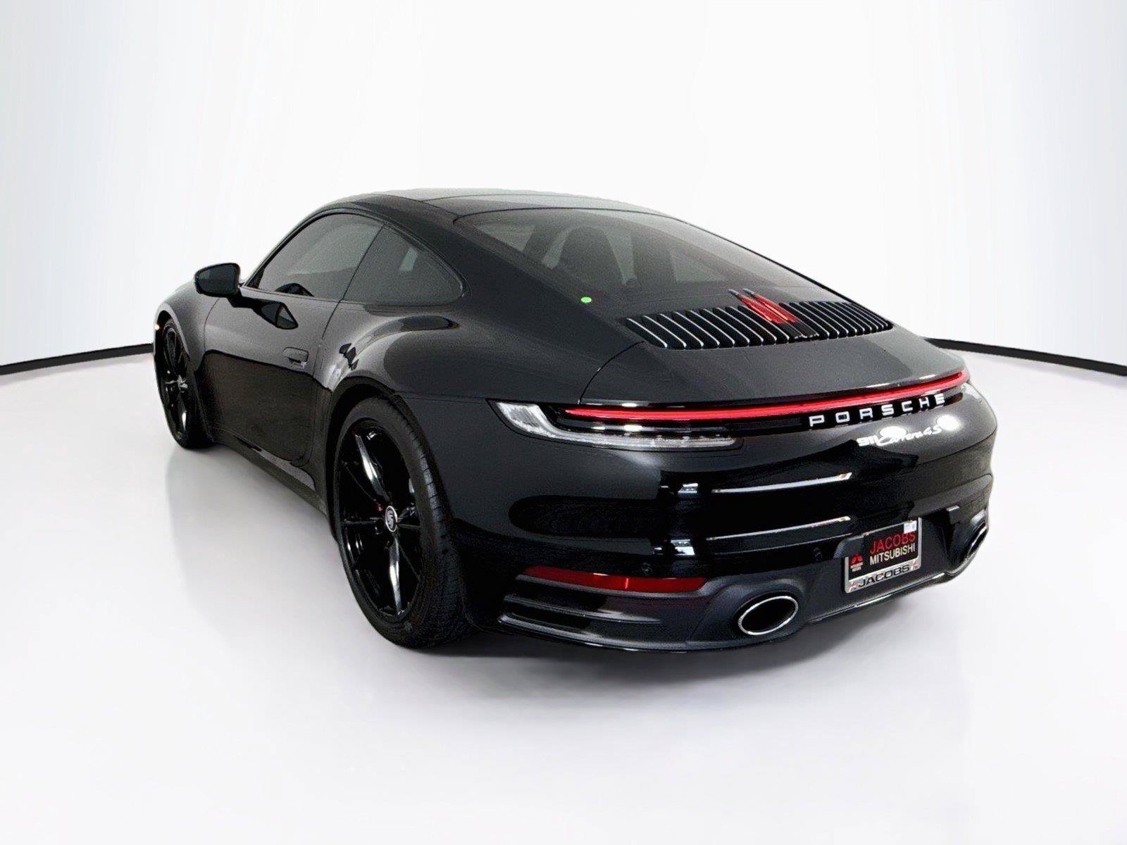 Used 2021 Porsche 911 Carrera 4S AWD/4WD image 3