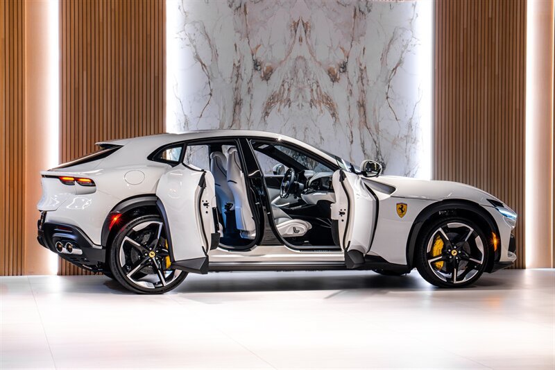 Used 2026 Ferrari Purosangue AWD/4WD image 5