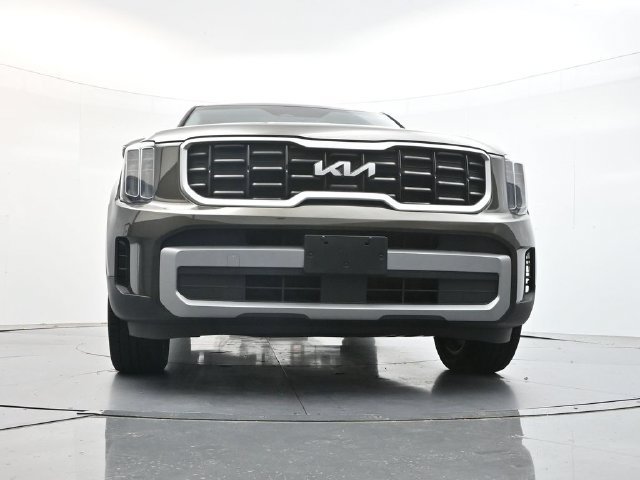 Used 2023 Kia Telluride S FWD image 44
