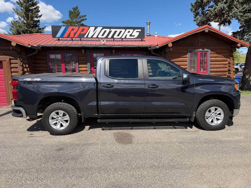 Used 2023 Chevrolet Silverado 1500 LT AWD/4WD image 26