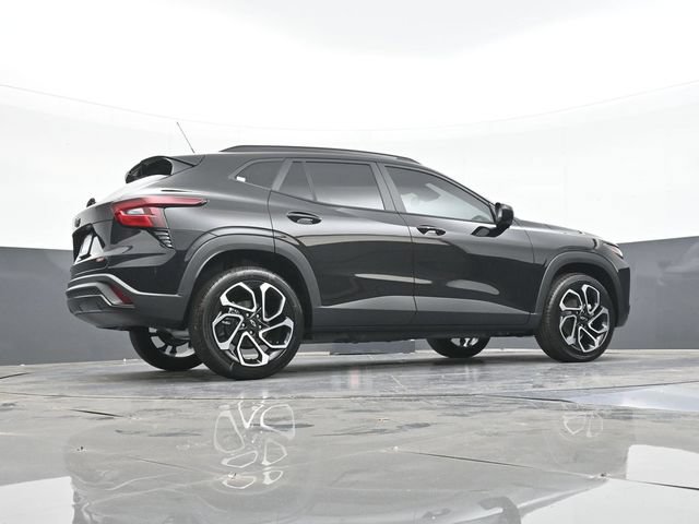 New 2026 Chevrolet Trax RS w/ Sunroof Package FWD image 42
