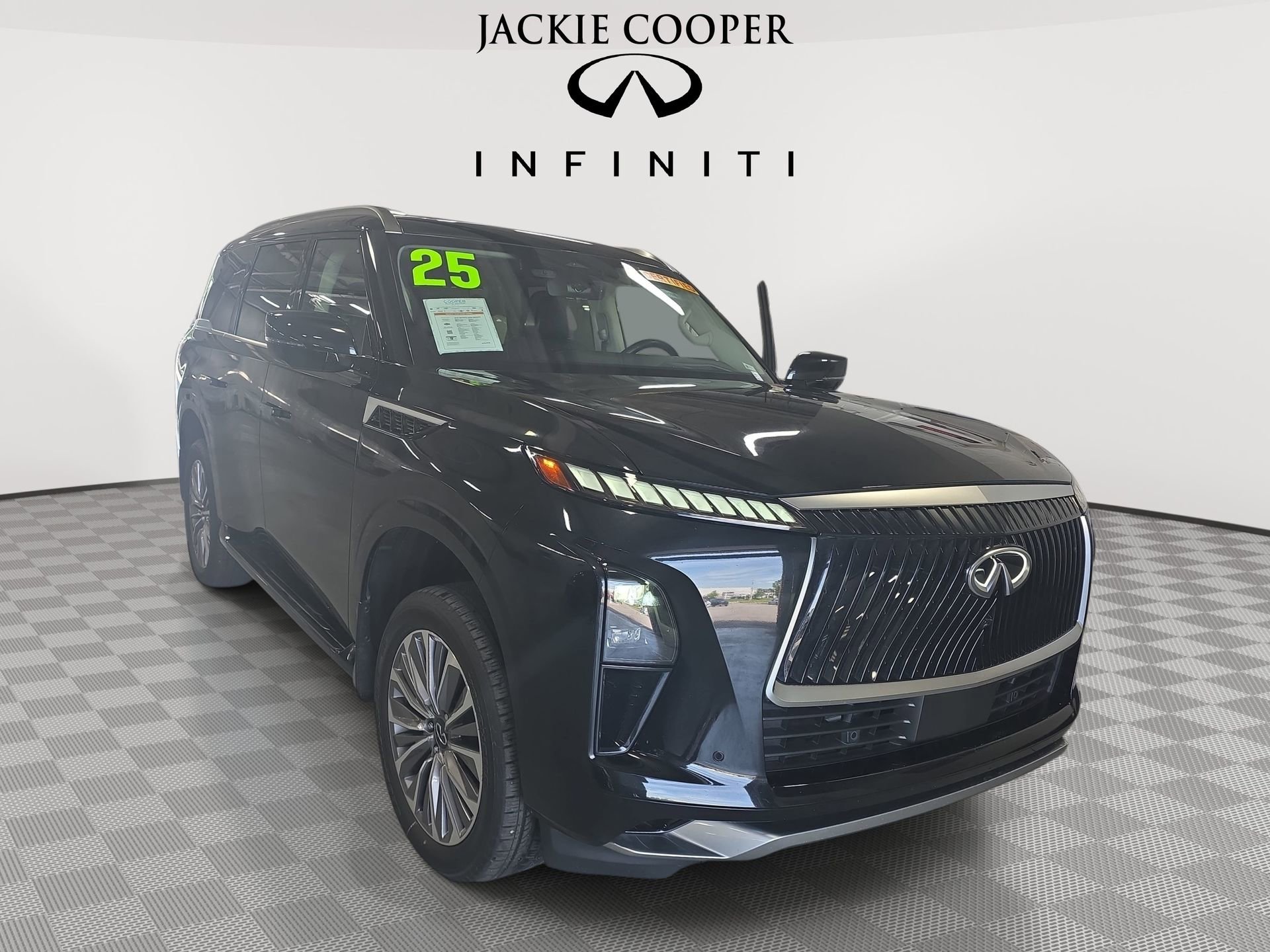 Certified 2025 INFINITI QX80 Sensory AWD/4WD image 3
