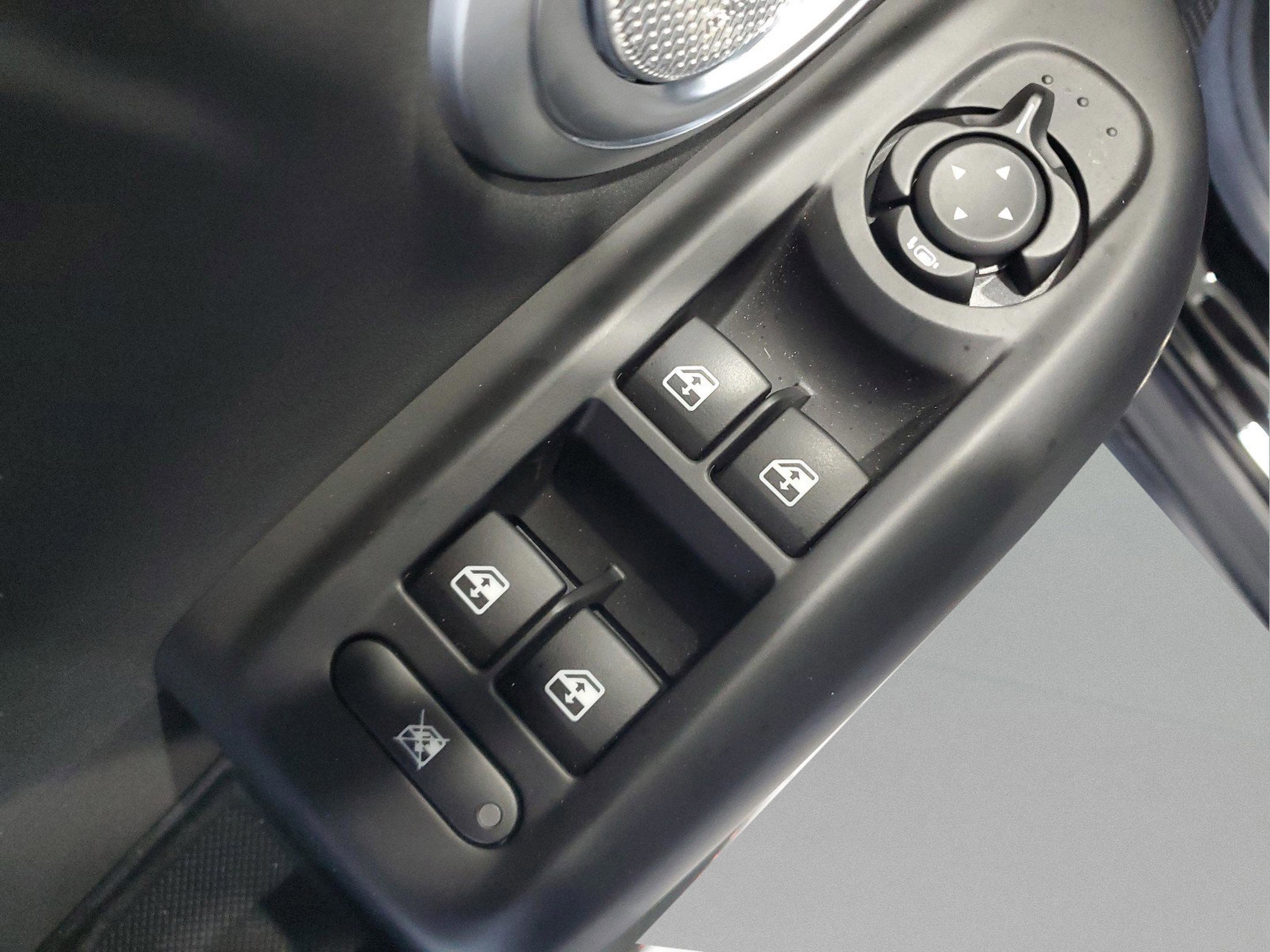 Used 2024 Dodge Hornet R/T Plus w/ Tech Pack Plus w/o Parking image 17