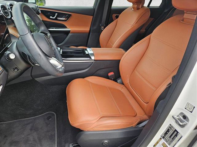 Certified 2025 Mercedes-Benz GLC 300 image 12