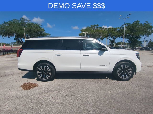 New 2026 Ford Expedition Max Platinum w/ Driver's Package AWD/4WD image 4