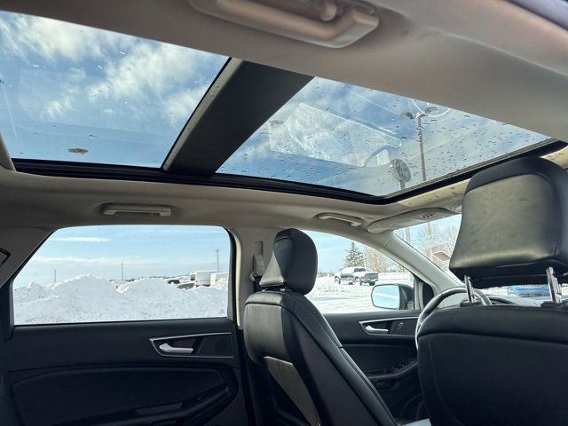 Used 2024 Ford Edge SEL w/ Convenience Package image 17