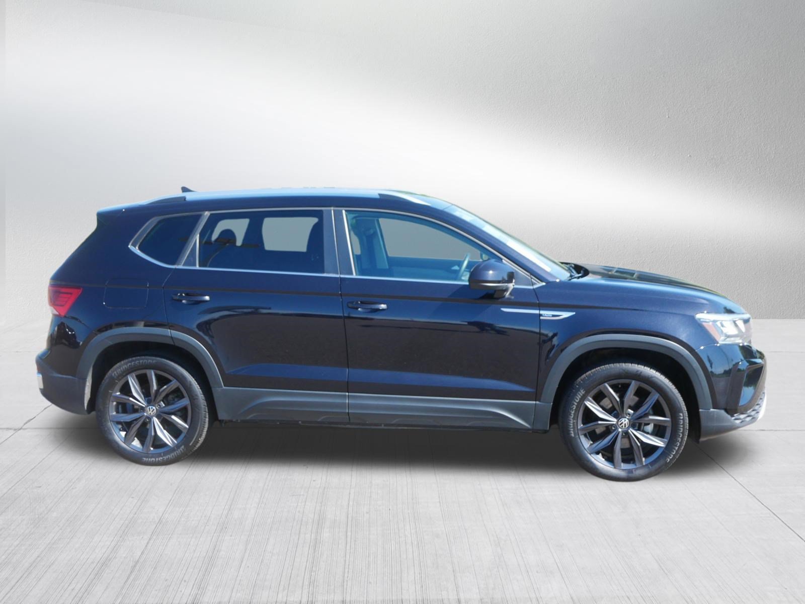 Used 2022 Volkswagen Taos SE AWD/4WD image 8