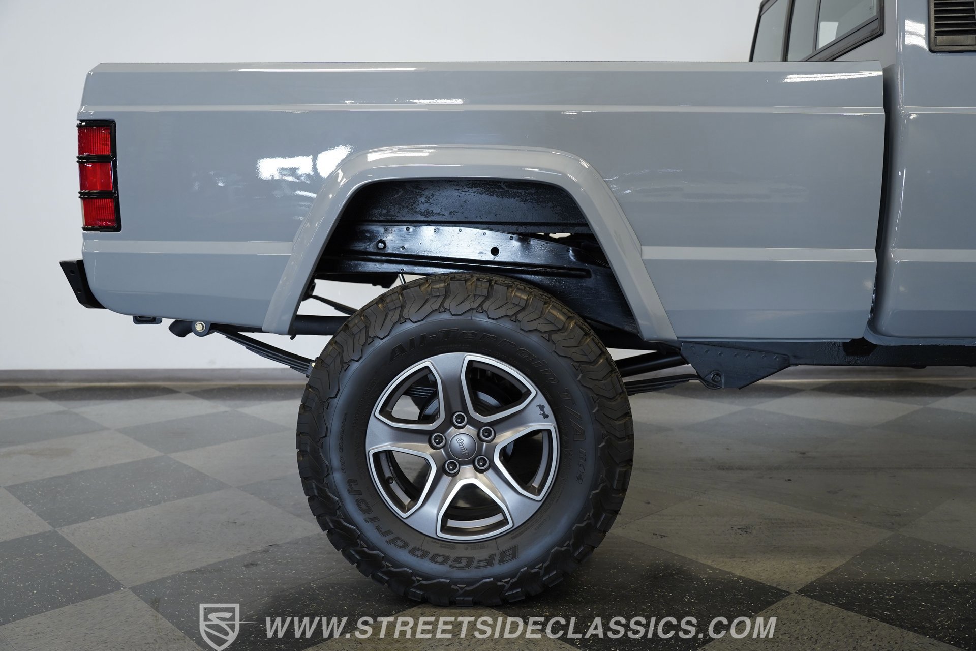 Used 1990 Jeep Comanche Pioneer image 32