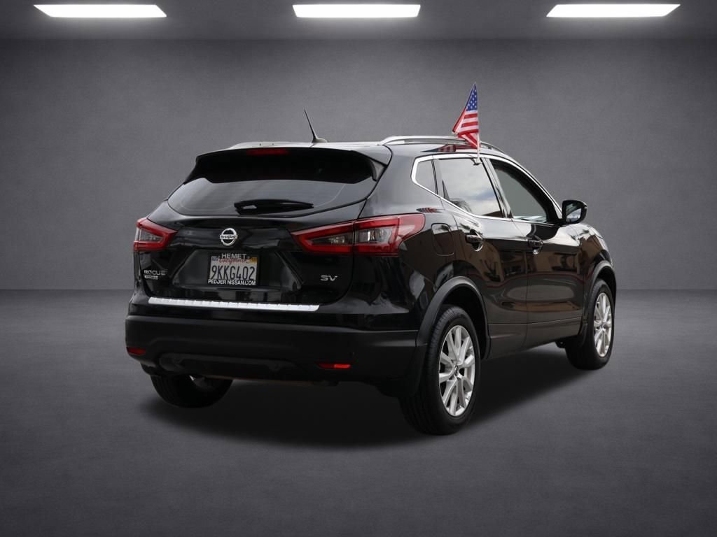 Used 2022 Nissan Rogue Sport SV image 4