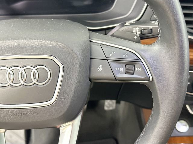 Used 2022 Audi Q5 e Premium Plus w/ Premium Plus Package AWD/4WD image 22