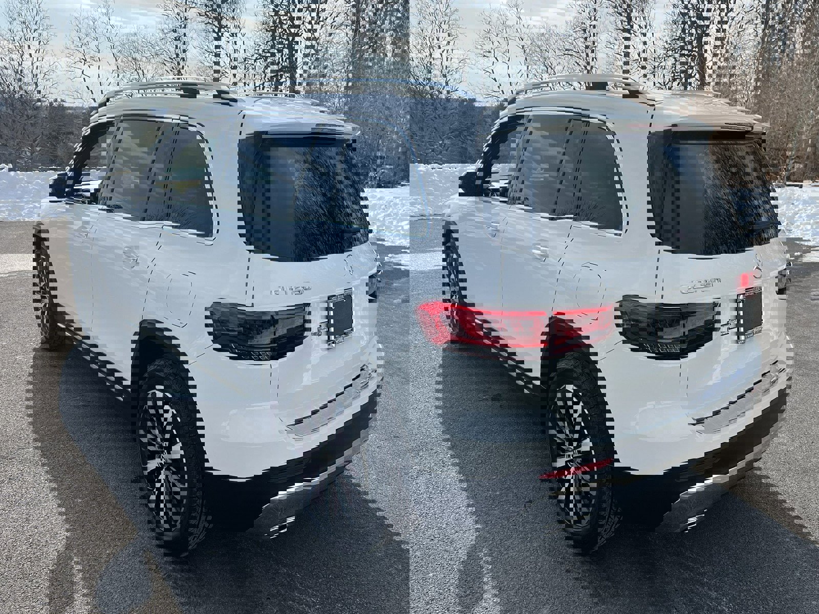 Used 2022 Mercedes-Benz GLB 250 4MATIC image 8