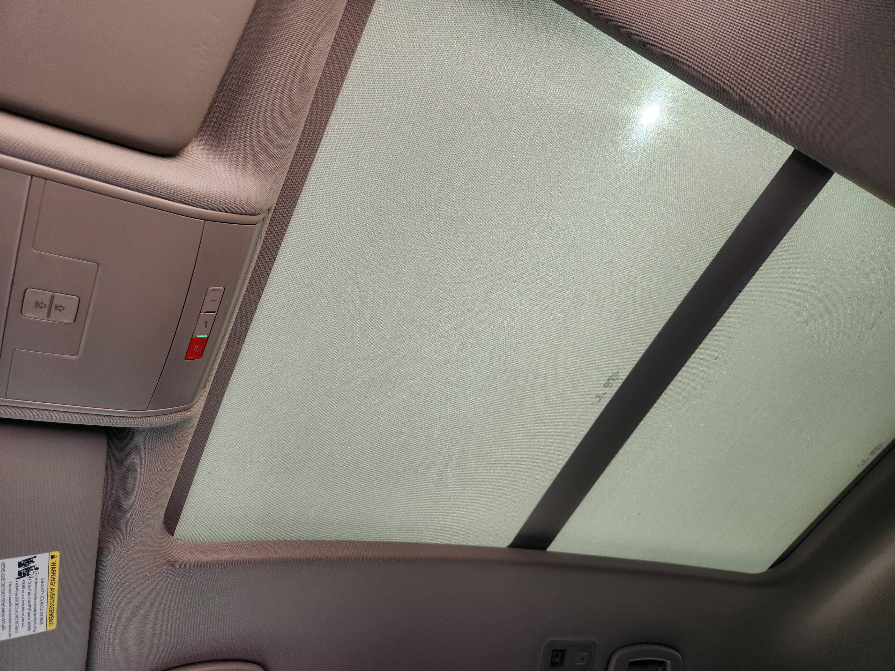 Used 2022 Volkswagen Atlas SE w/ Panoramic Sunroof Package FWD image 22