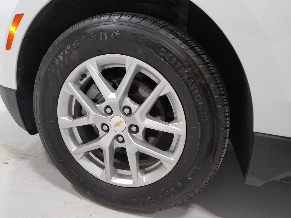 Used 2023 Chevrolet Equinox LT FWD image 31