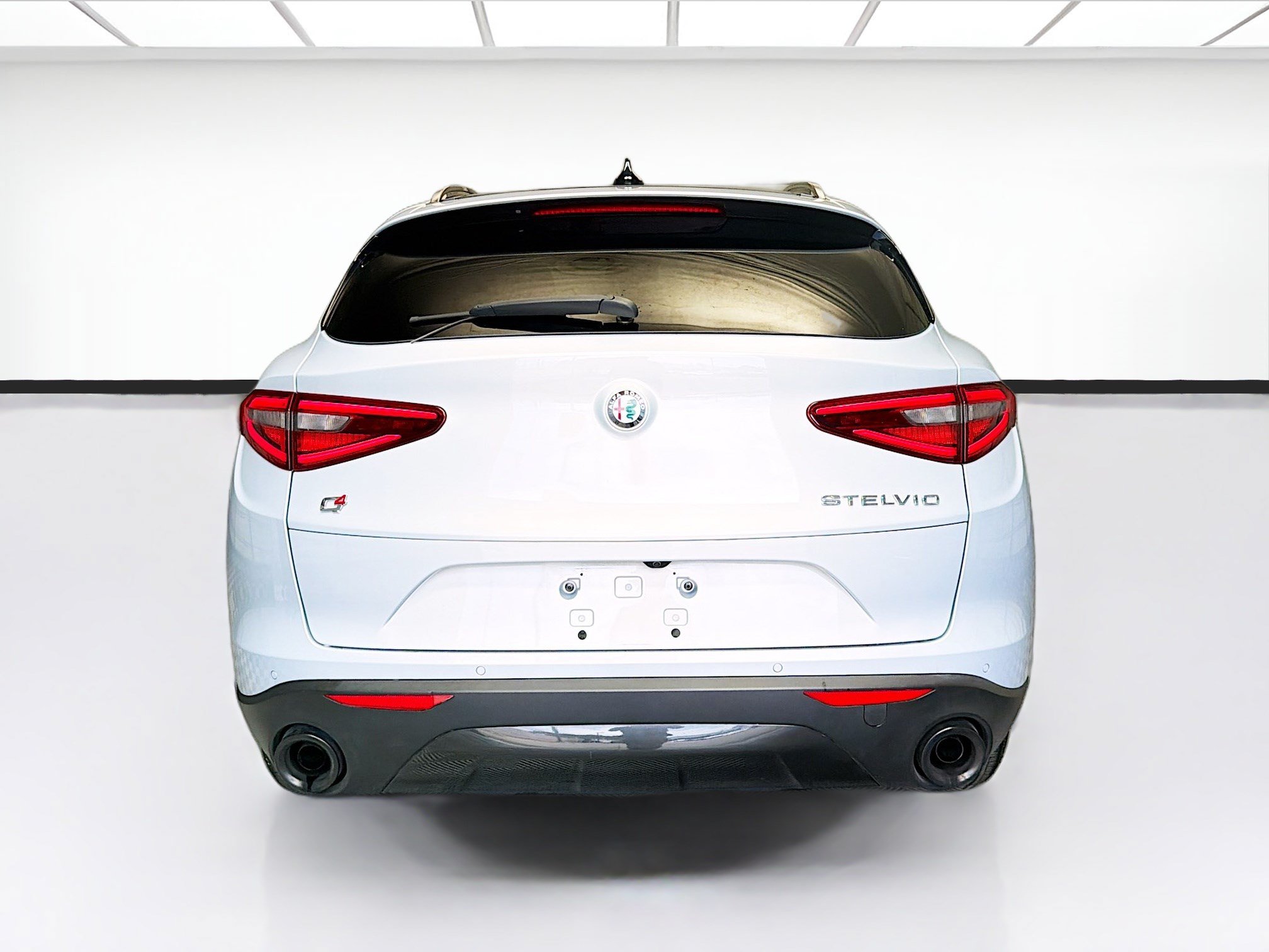 Used 2023 Alfa Romeo Stelvio Sprint AWD/4WD image 5