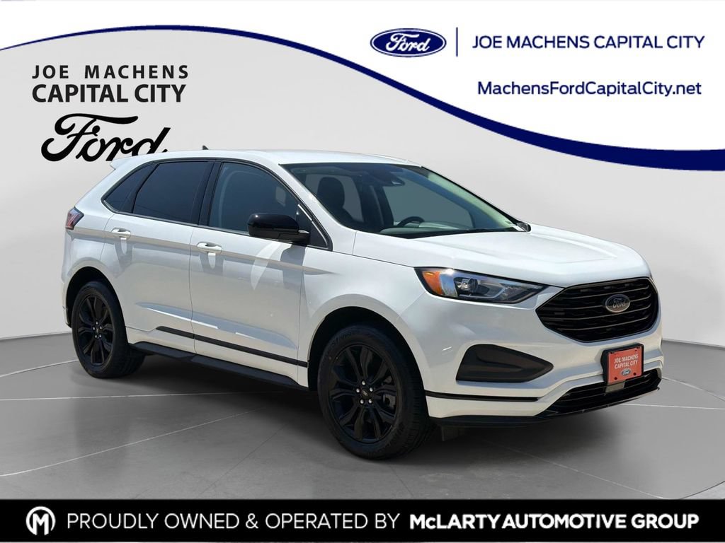 Used 2024 Ford Edge SE w/ Black Appearance Package