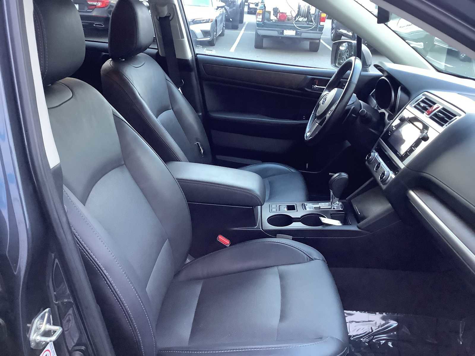 Used 2017 Subaru Outback 2.5i Limited AWD/4WD image 15