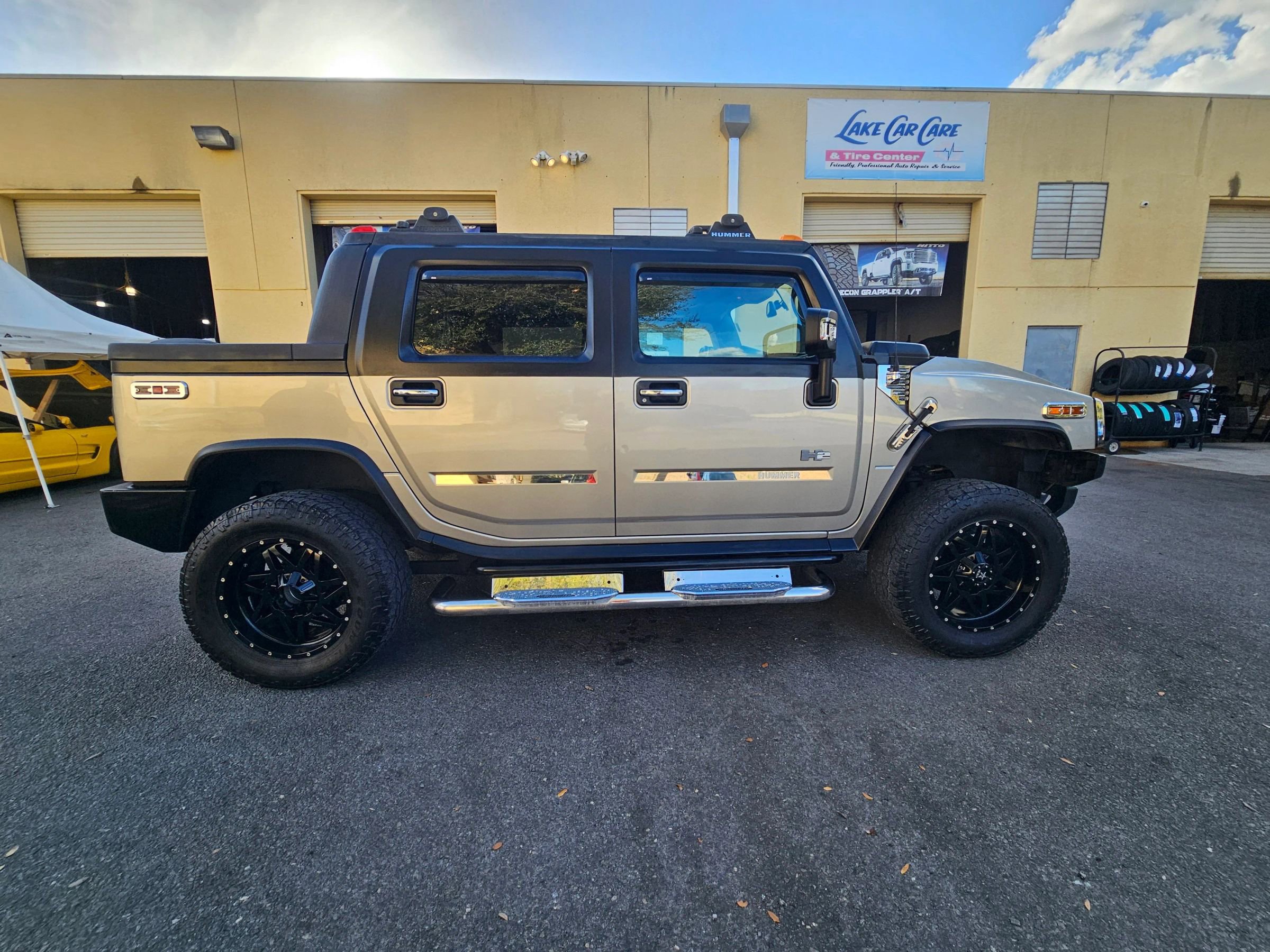 Used 2005 HUMMER H2 SUT w/ Preferred Equipment Group image 15