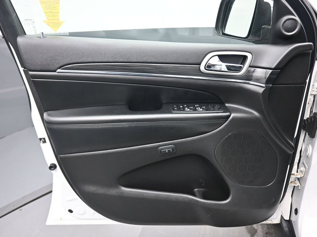 Used 2020 Jeep Grand Cherokee Limited image 9