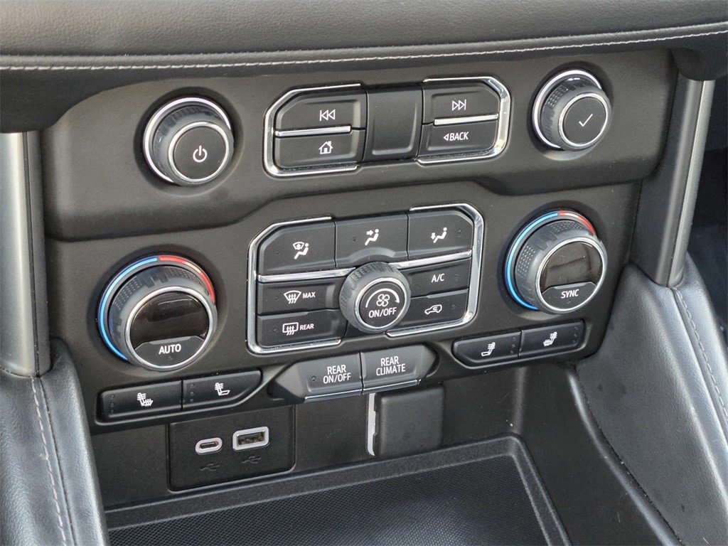 Certified 2021 Chevrolet Suburban LT w/ Rear Media and Nav Package image 16