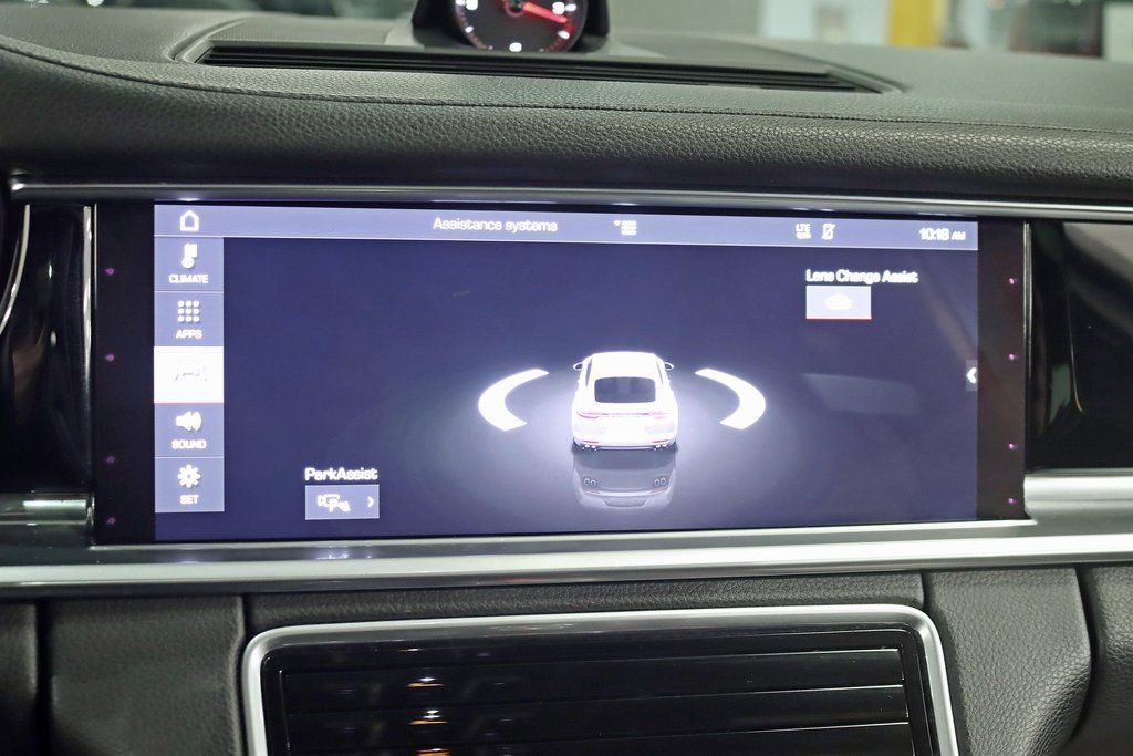Used 2020 Porsche Panamera 4 image 20