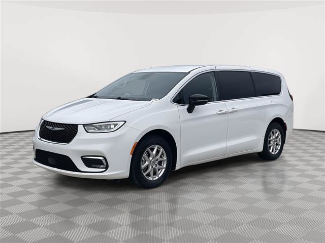 Used 2024 Chrysler Pacifica Touring-L