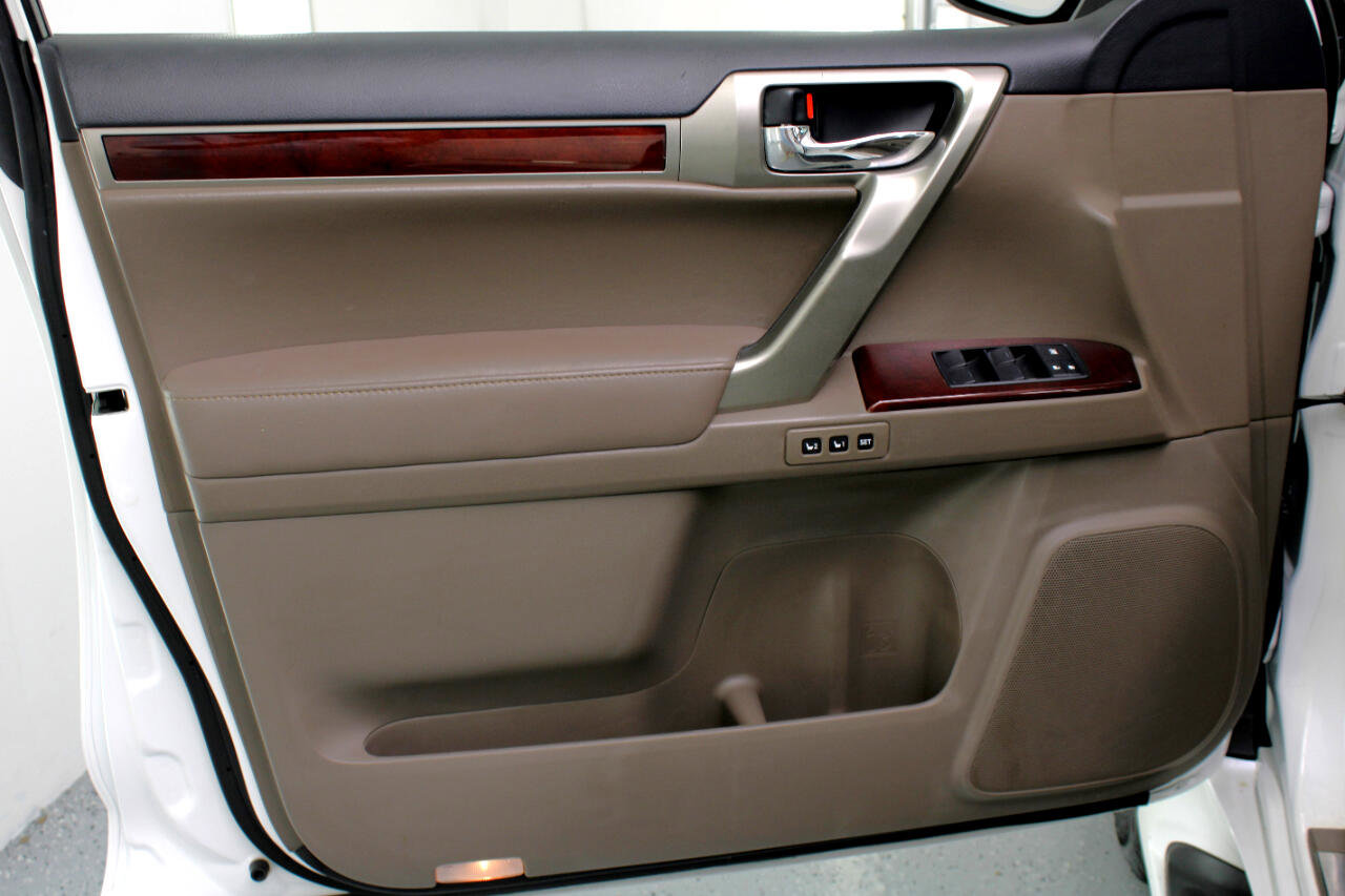 Used 2016 Lexus GX 460 Premium image 36