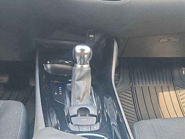 Used 2019 Toyota C-HR XLE FWD image 13