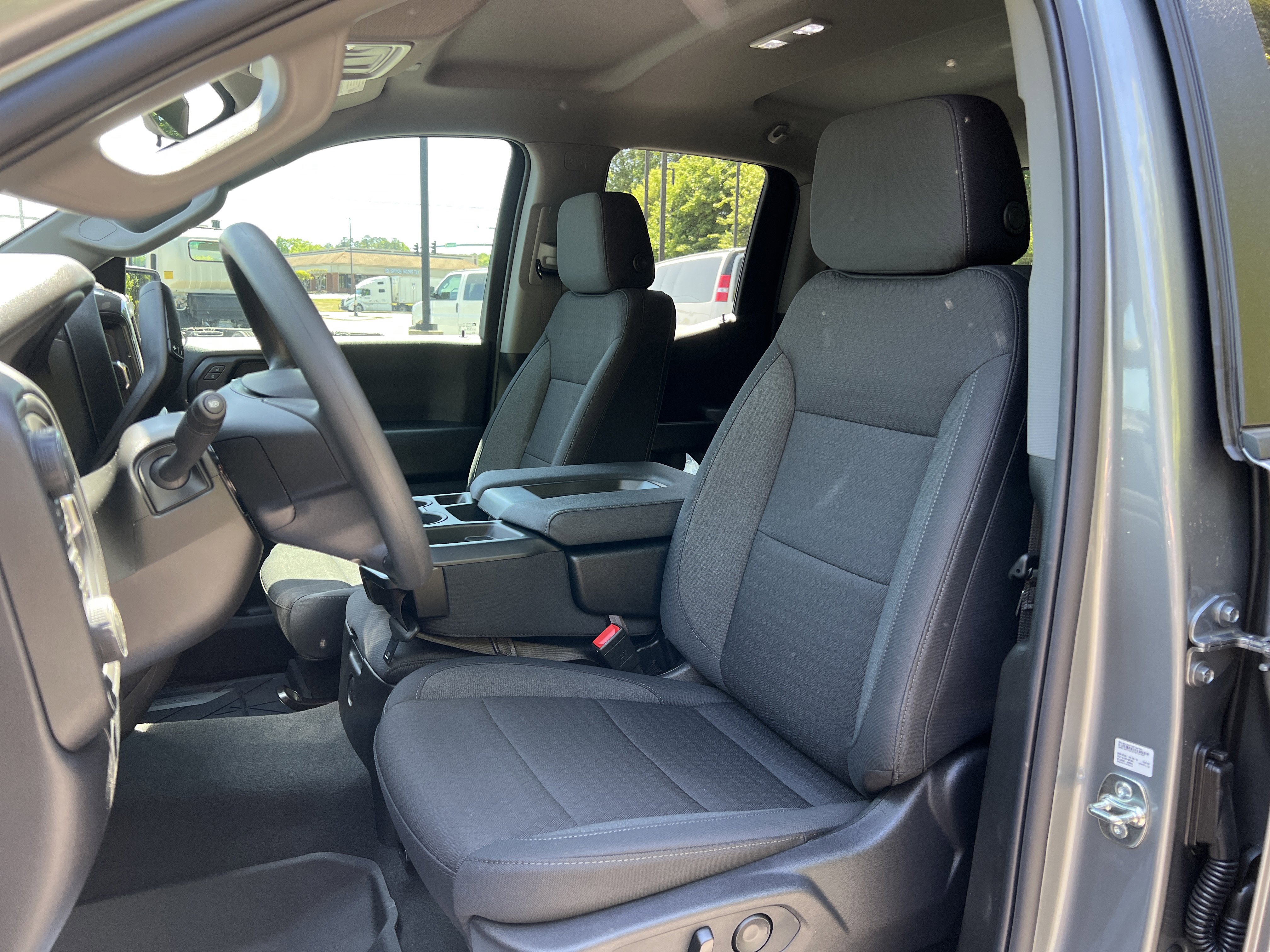New 2026 Chevrolet Silverado 1500 Custom AWD/4WD image 16