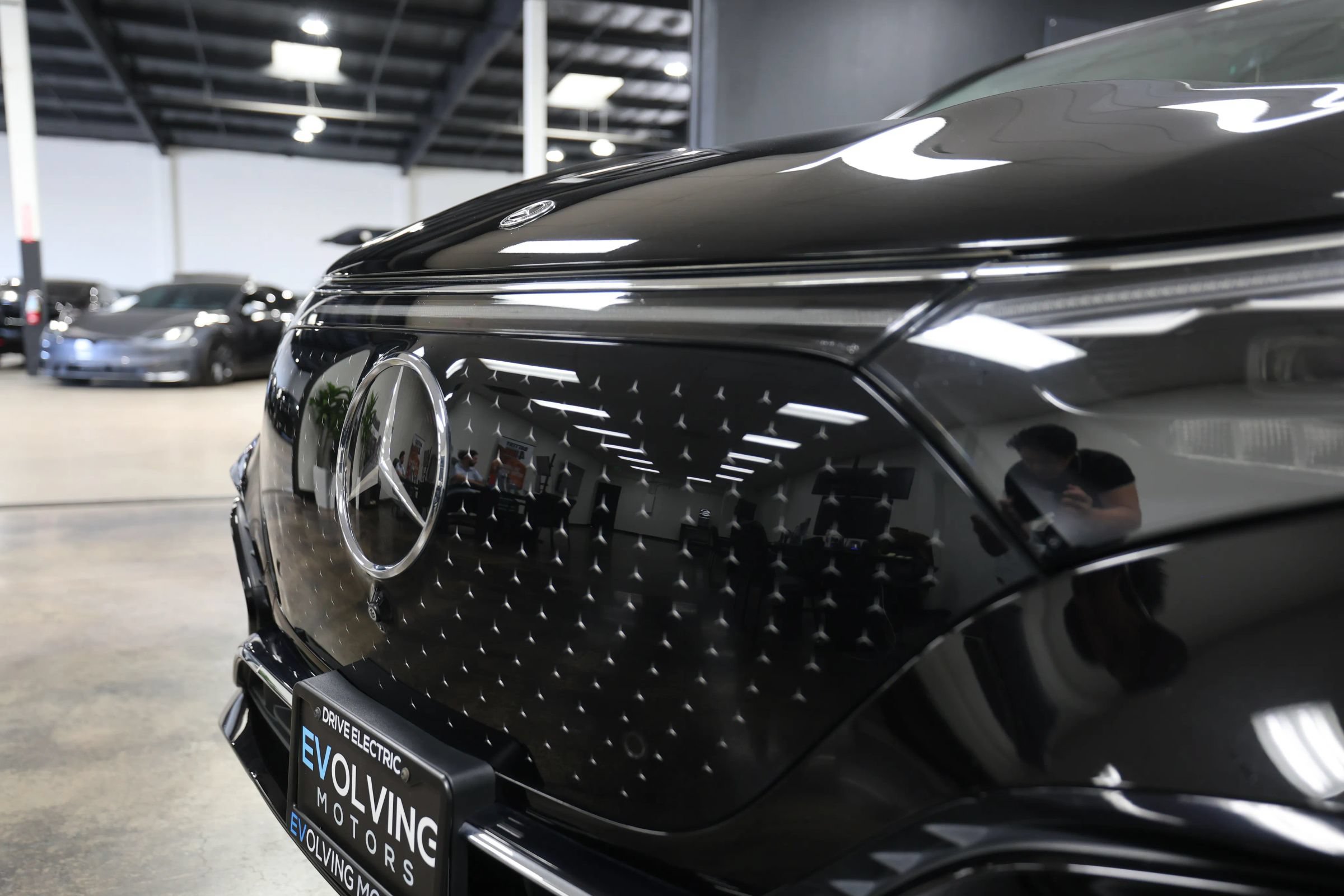 Used 2023 Mercedes-Benz EQS 580 4MATIC SUV image 13