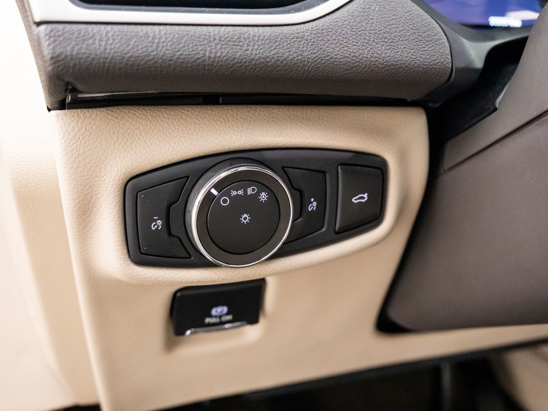 Used 2020 Lincoln MKZ Reserve image 19