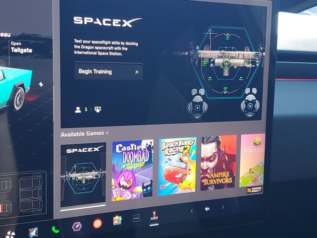 Used 2024 Tesla Cybertruck AWD Crew Cab image 18