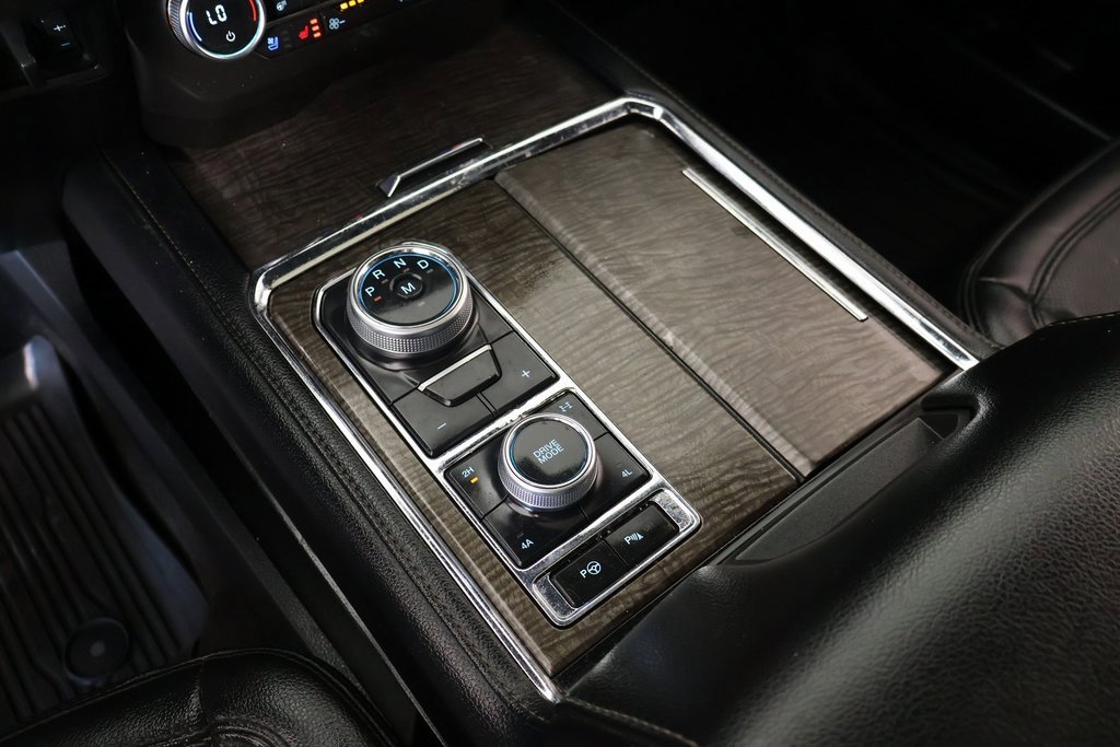 Used 2021 Ford Expedition Max Limited image 9