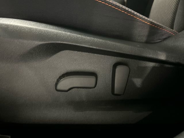 Used 2023 Subaru Crosstrek 2.0i Premium image 11