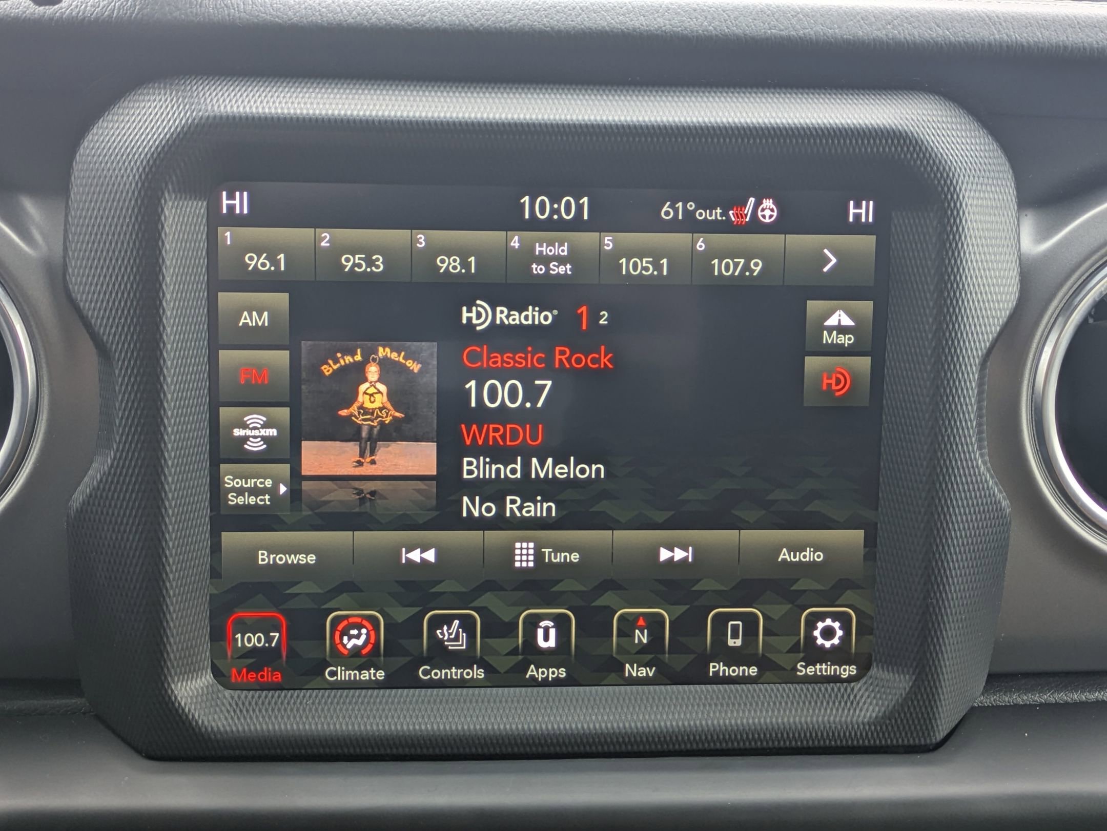 Used 2022 Jeep Wrangler Unlimited Rubicon w/ Xtreme Recon 35" Tire Package image 12