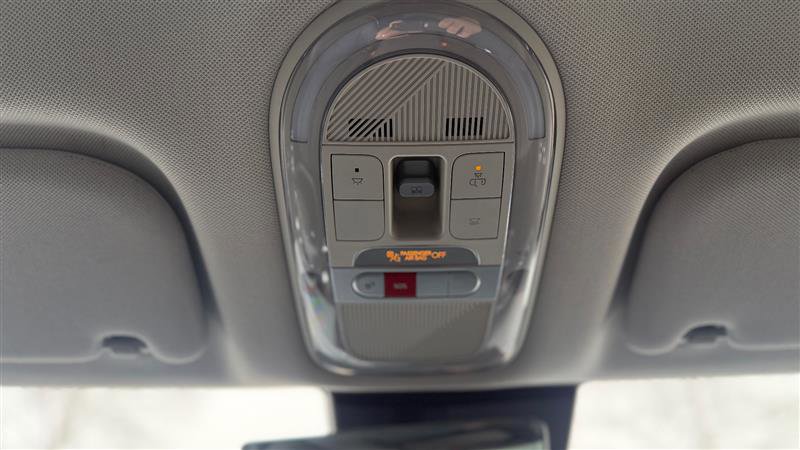 Used 2024 Hyundai Ioniq 5 Limited image 33