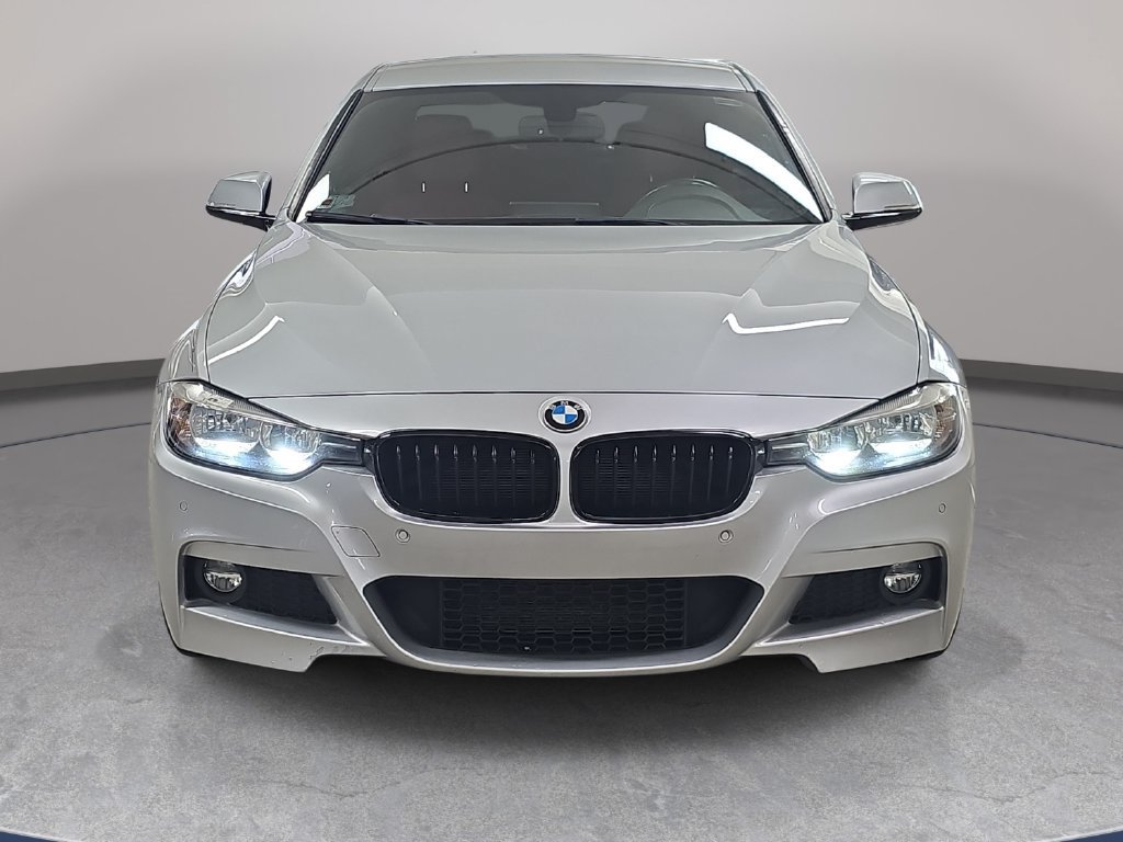 Used 2017 BMW 330i Sedan RWD image 3