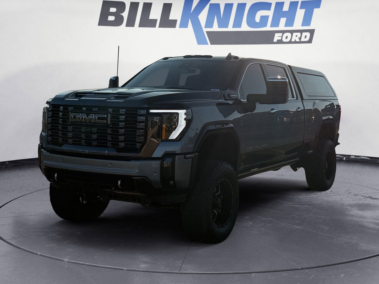 Used 2024 GMC Sierra 2500 Denali Ultimate image 1