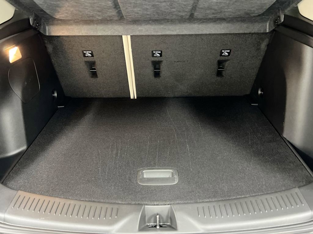 Used 2024 Buick Encore GX Avenir w/ Avenir Convenience Package image 23