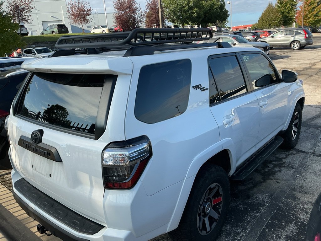 Used 2017 Toyota 4Runner TRD Off-Road Premium AWD/4WD image 12