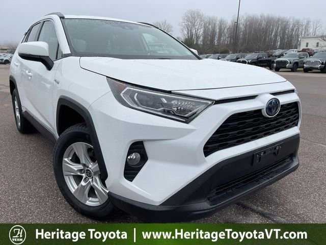 Certified 2021 Toyota RAV4 XLE w/ Convenience Package AWD/4WD image 1