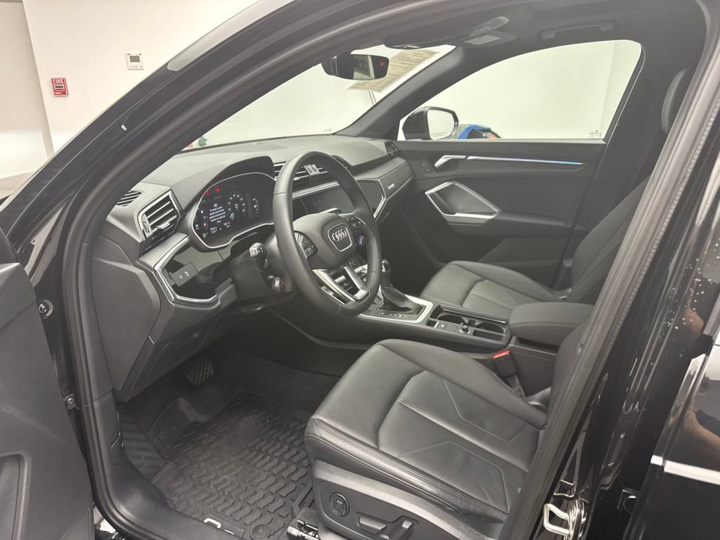 Used 2022 Audi Q3 2.0T Premium Plus AWD/4WD image 6