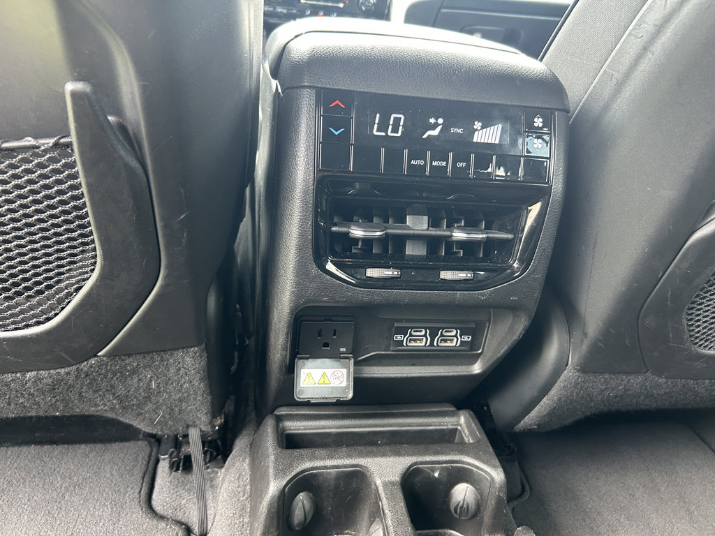 Used 2021 Jeep Grand Cherokee L Laredo RWD image 23