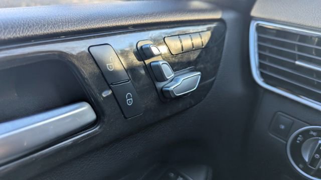 Used 2017 Mercedes-Benz GLS 550 4MATIC image 33