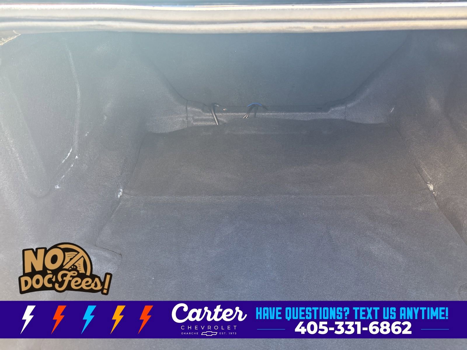 Used 2018 Chevrolet Camaro LT RWD image 17