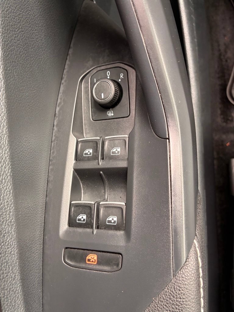 Used 2024 Volkswagen Jetta SEL FWD image 24